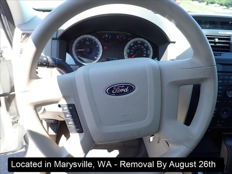2009-ford-escape-image-7