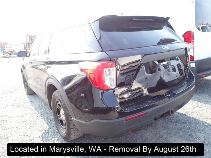 2021-ford-explorer-image-11