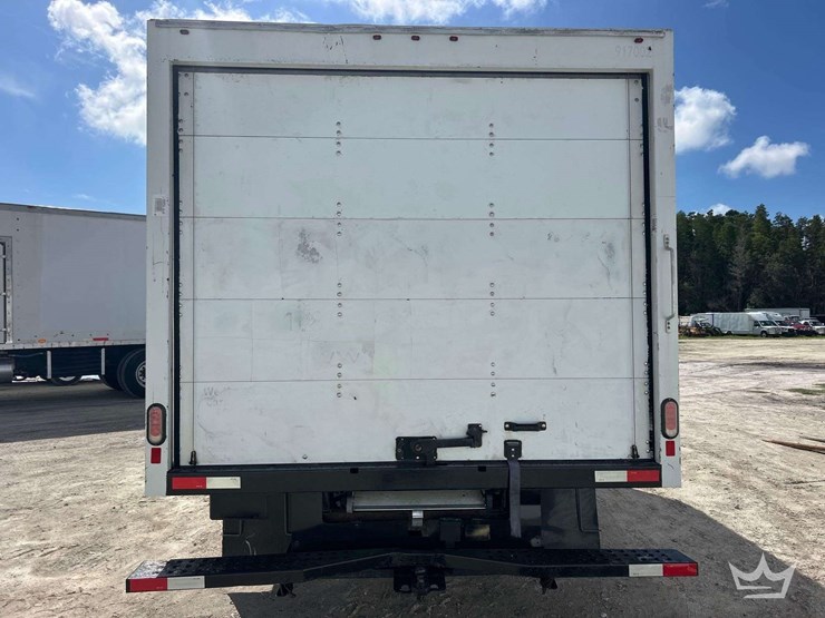 2019-ford-e350-image-19