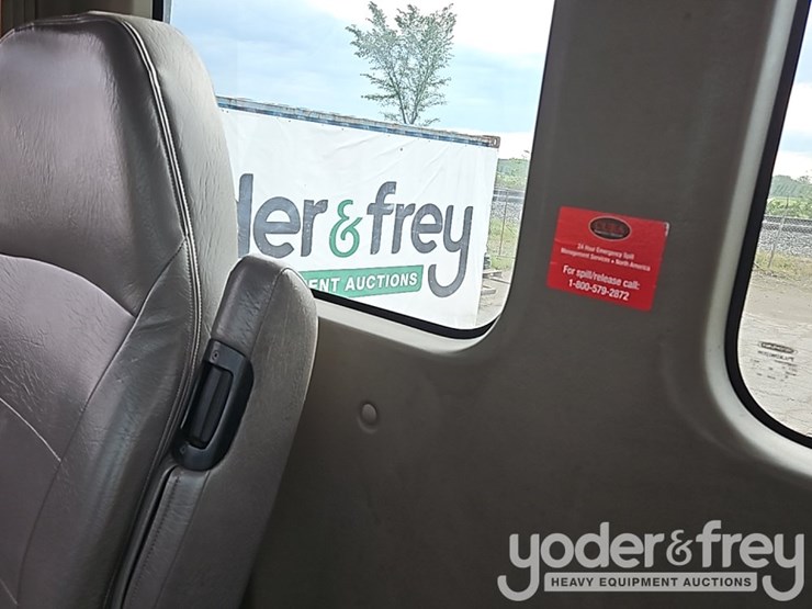 2019-freightliner-cascadia-125-image-34