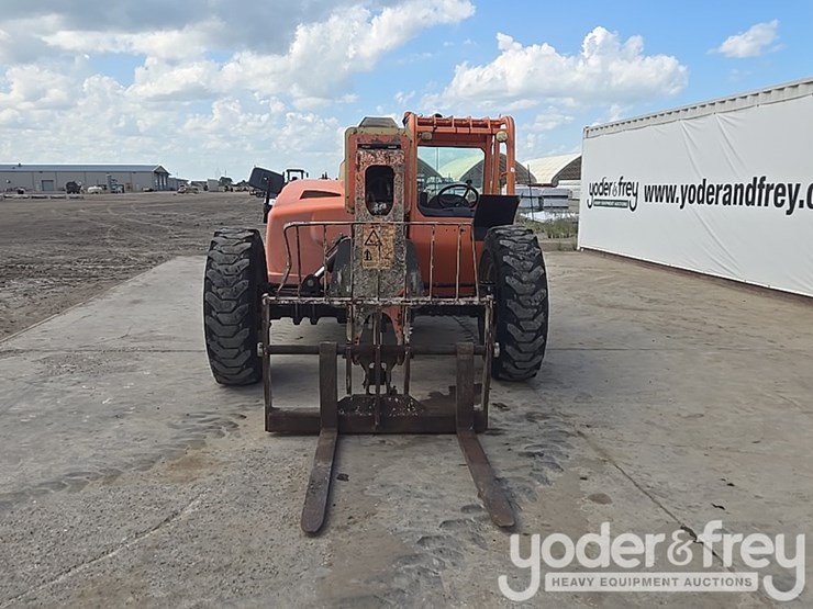 2012-jlg-g6-42a-image-8