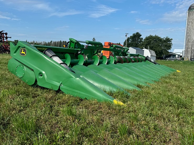 john-deere-c12f-image-8