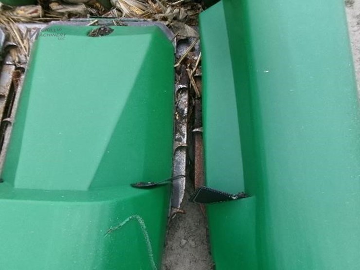 1979-john-deere-843-image-3