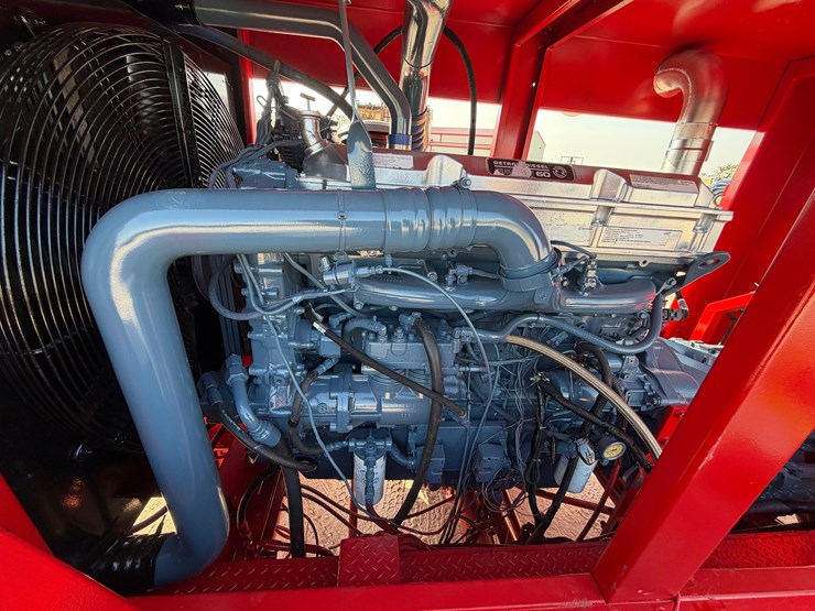 2014-service-king-675-dd-6-axle-well-service-rig,-109'x330k-#-mast-image-17