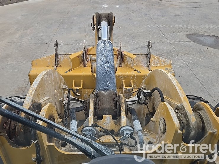 2019-caterpillar-938m-image-19