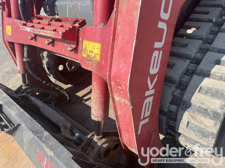 2018-takeuchi-tl12v2-image-24