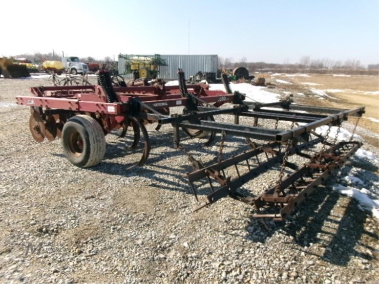 case-ih-6500-image-4