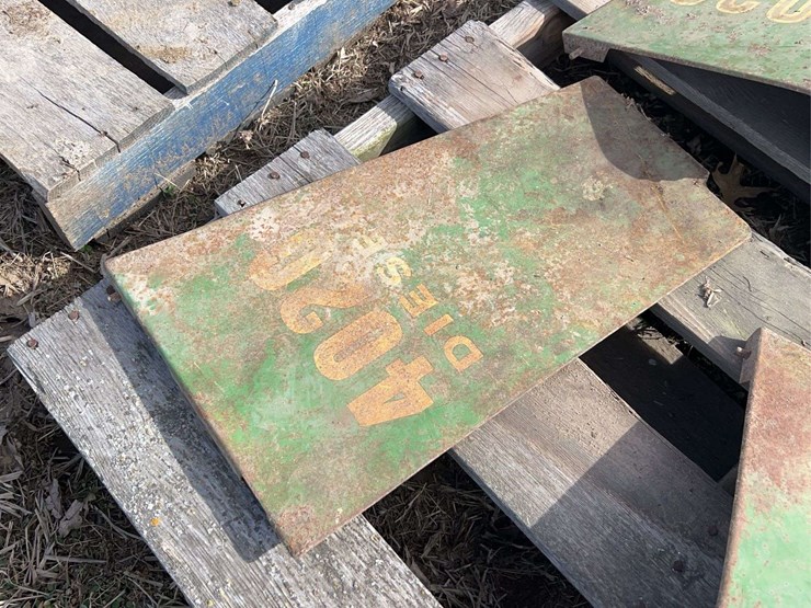 john-deere-10-image-7