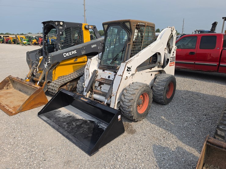 2007-bobcat-s300-image-1