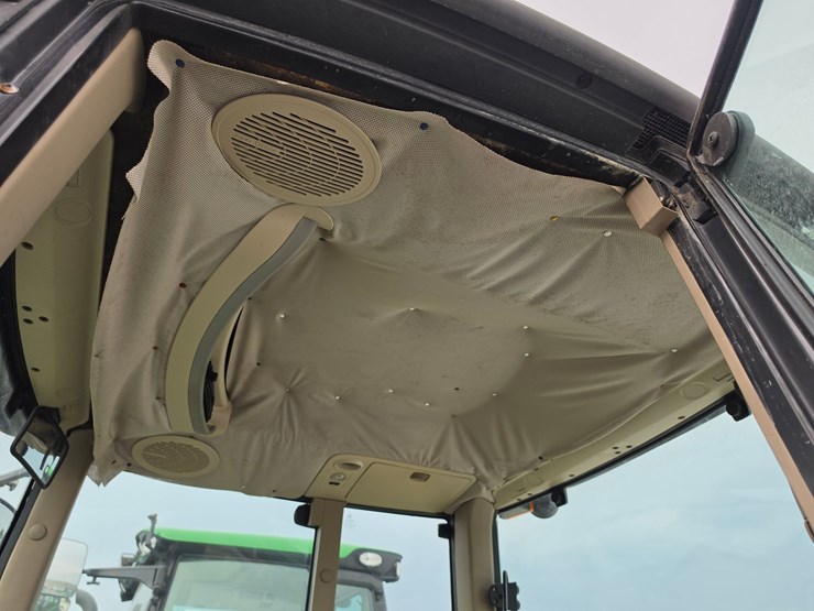 2005-john-deere-6420-image-14