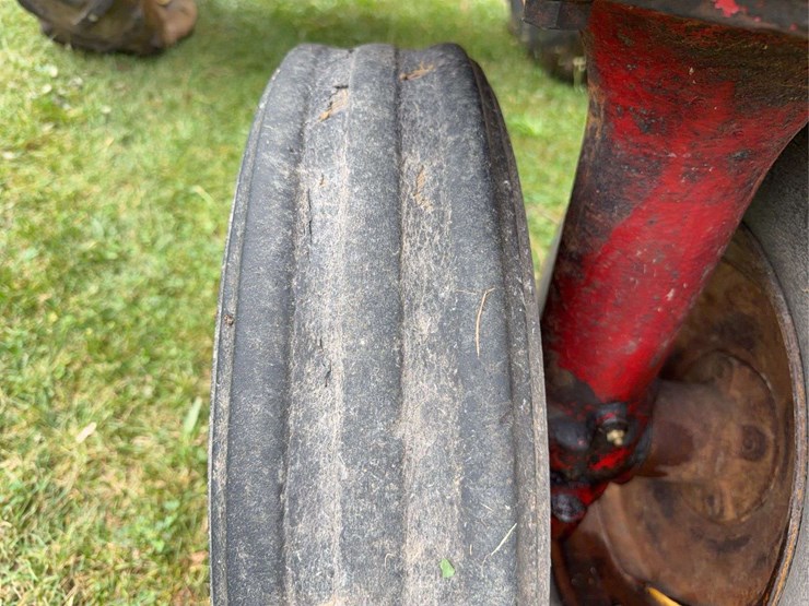 massey-ferguson-33-image-15