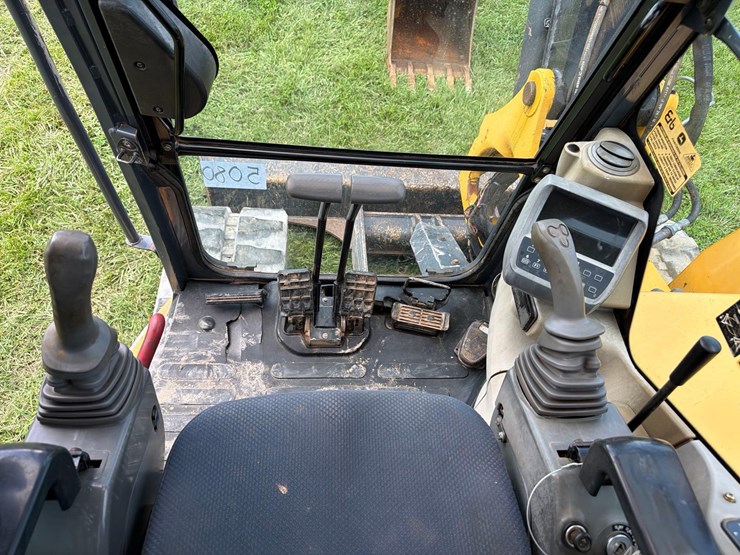 deere-85g-image-18