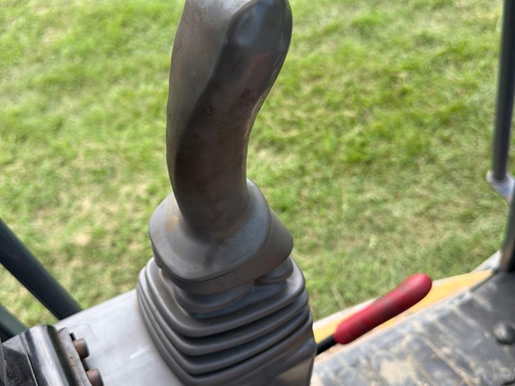 deere-85g-image-21