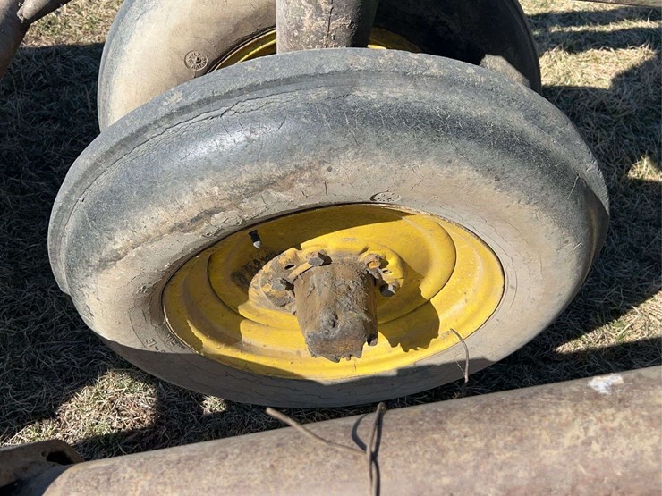john-deere-model-a-image-15