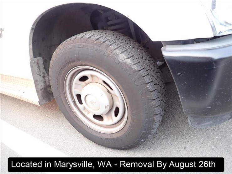 2012-ford-f250-xl-image-13
