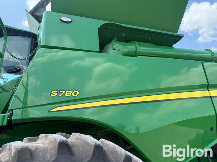 2023-john-deere-s780-image-17