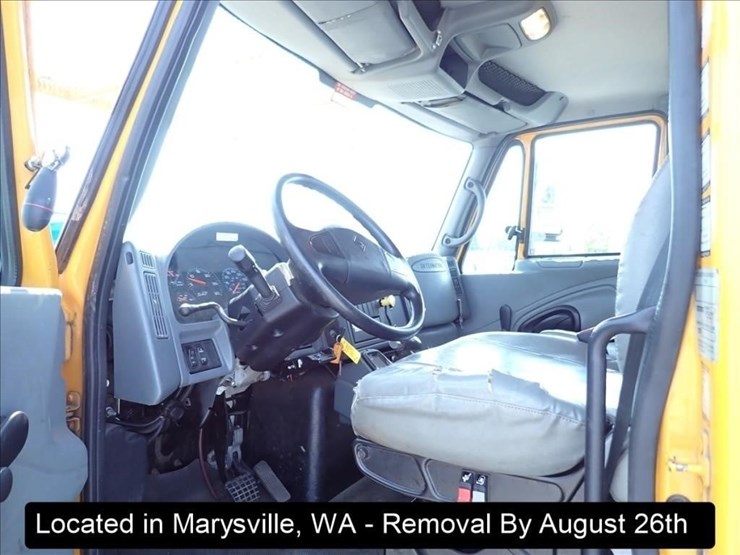 2002-international-durastar-4300-image-14