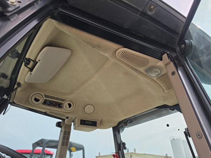 2016-john-deere-5085m-image-5