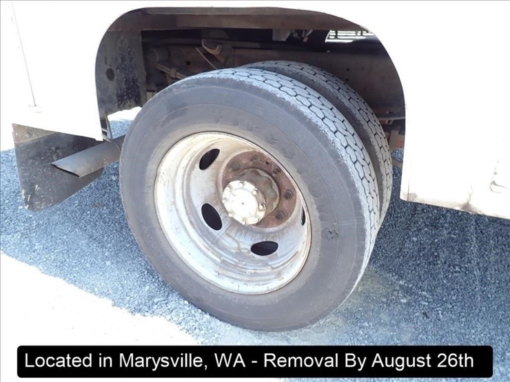 2001-ford-f550-image-18