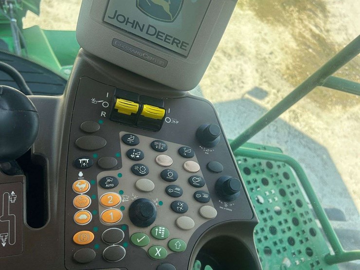 2011-john-deere-9770-sts-image-30