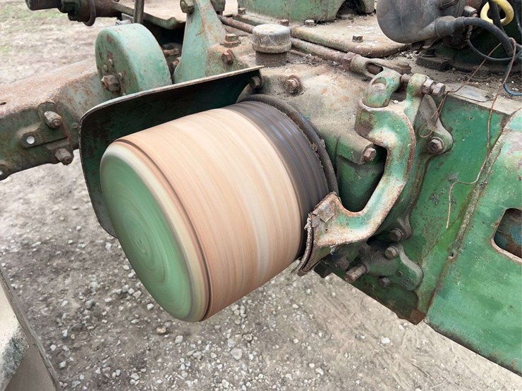 john-deere-model-b-image-25