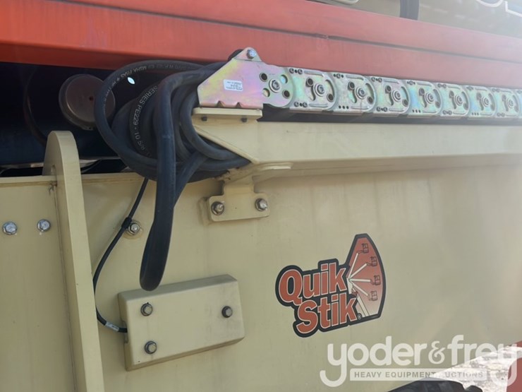 2013-jlg-1250ajp-image-15