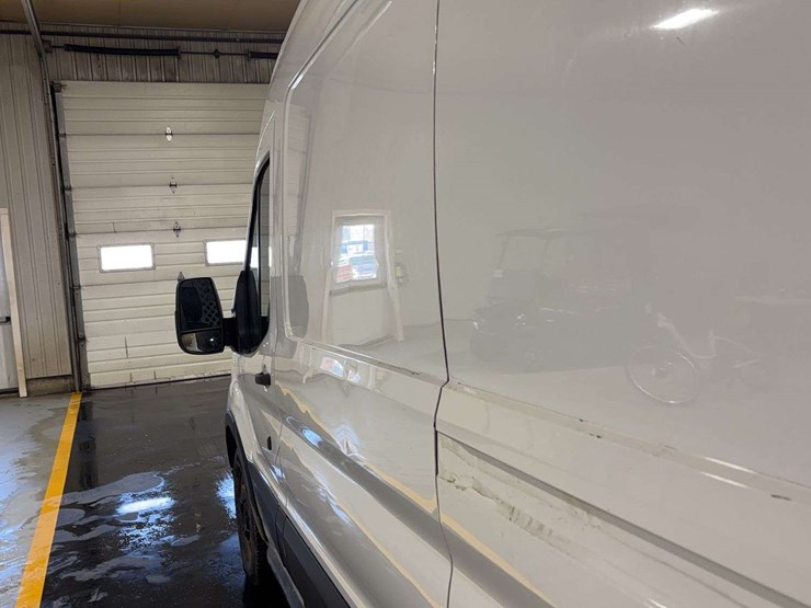 2020-ford-transit-image-25