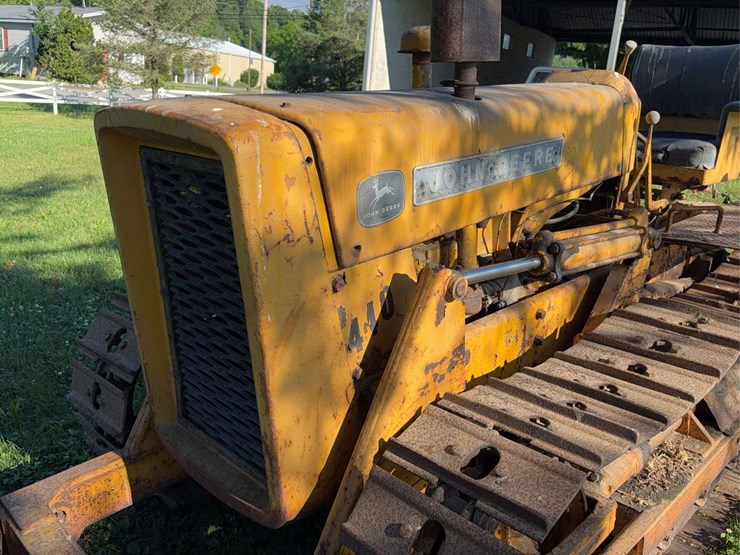 john-deere-440-image-10