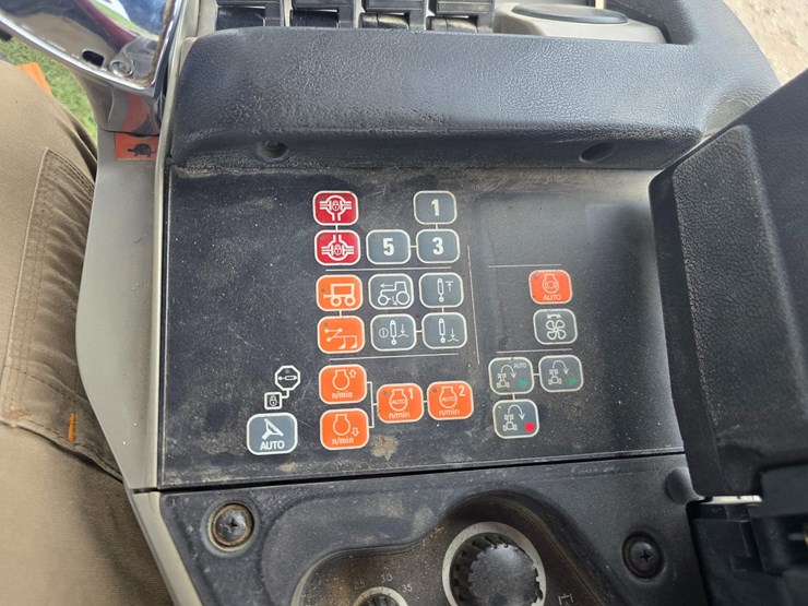 2012-case-ih-steiger-450-quadtrac-image-125