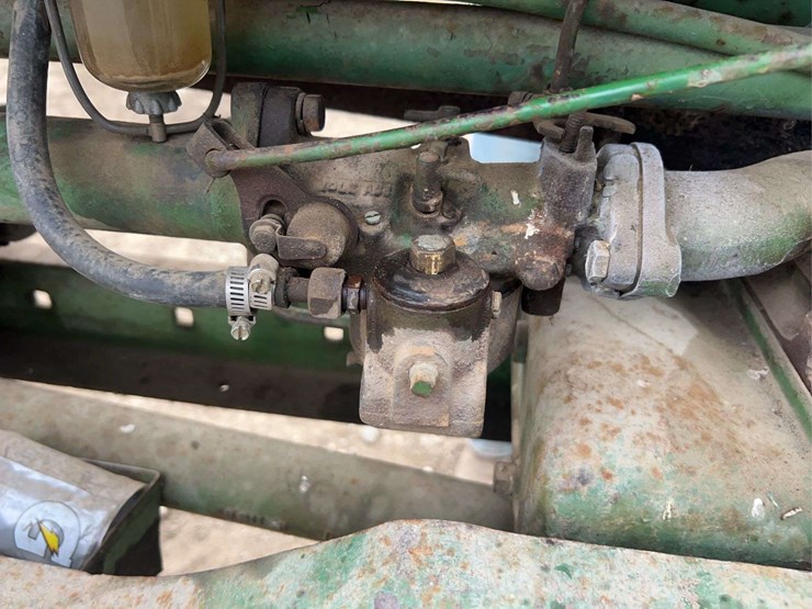 john-deere-model-b-image-45