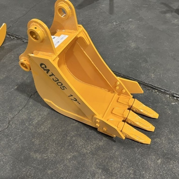 2026 CATERPILLAR 305
