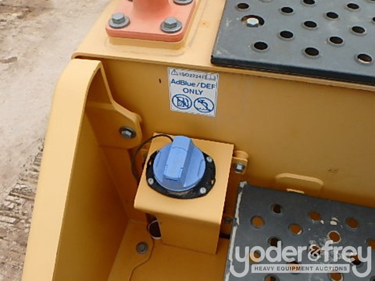 2020-volvo-ec300el-image-24