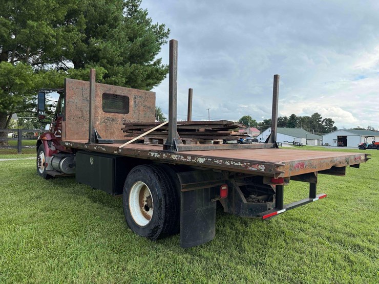 2005-international-durastar-4300-image-3