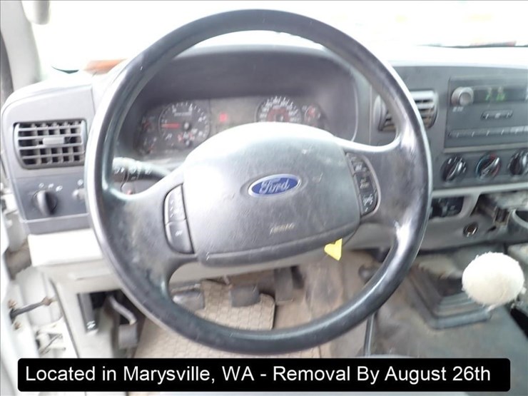 2006-ford-f550-image-11