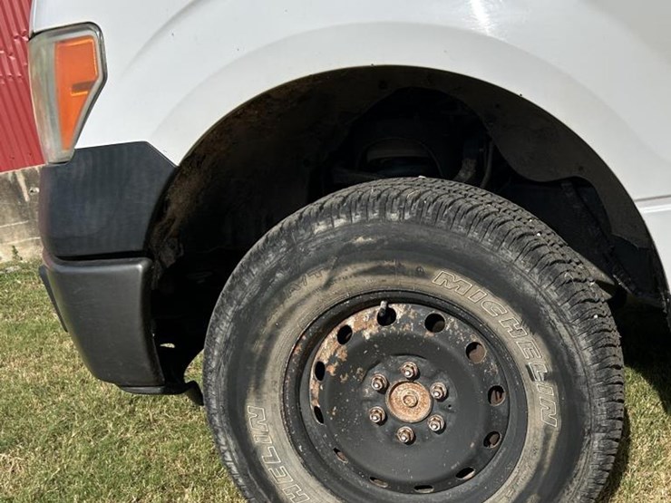 2014-ford-f150-image-13
