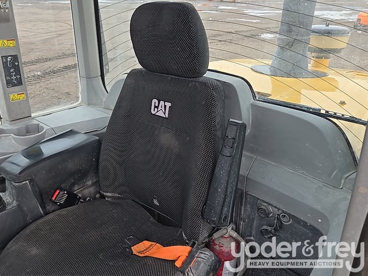 2019-caterpillar-938m-image-52
