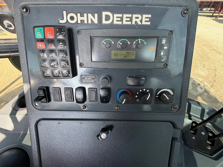 2019-deere-310sl-image-4