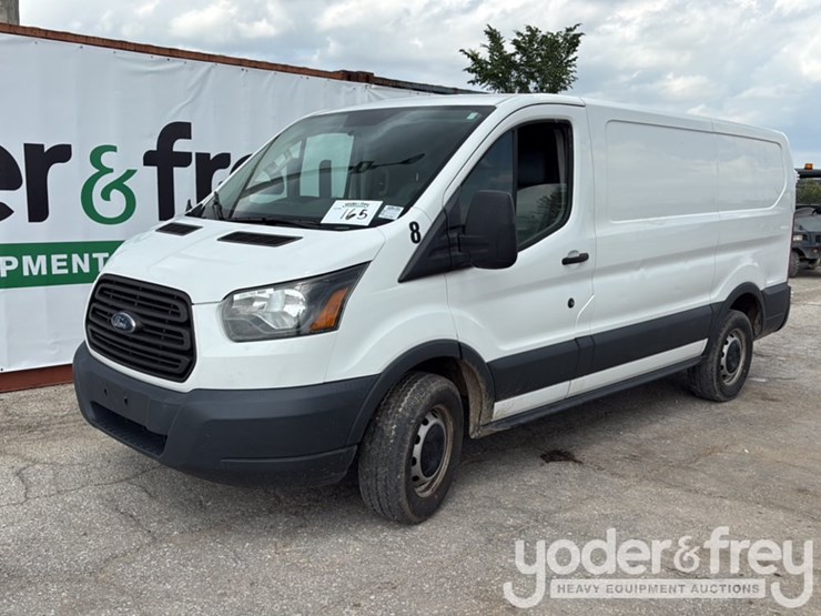 2015-ford-transit-image-1