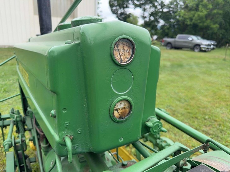 john-deere-h-image-33
