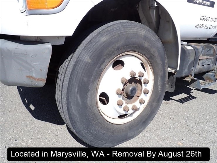 2002-ford-f750-image-43