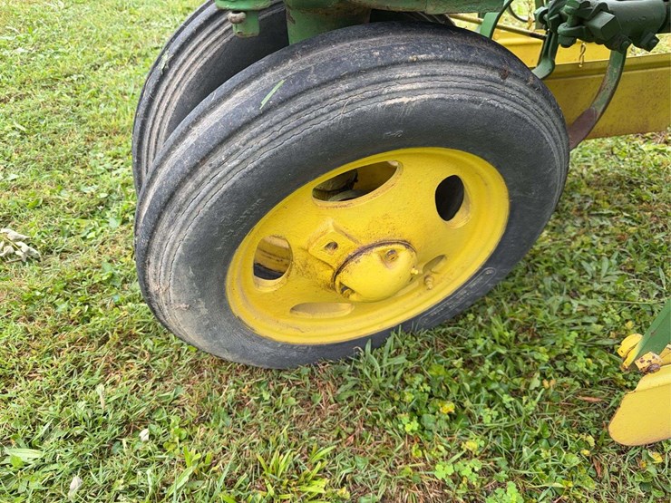 john-deere-h-image-13