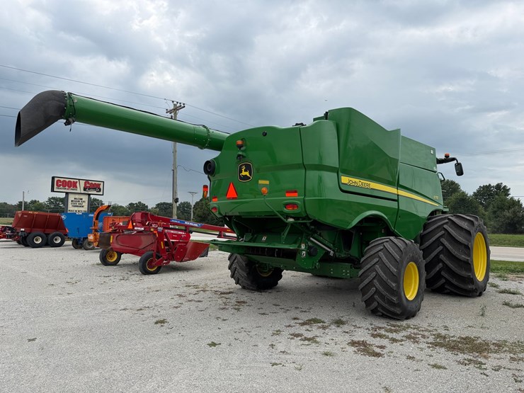 2019-john-deere-s770-image-29