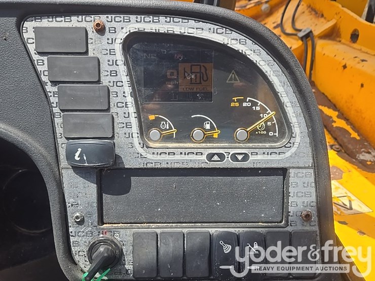 2019-jcb-510-56-image-50
