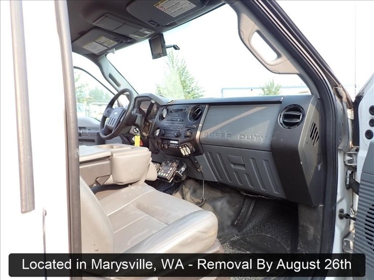 2014-ford-f550-image-24