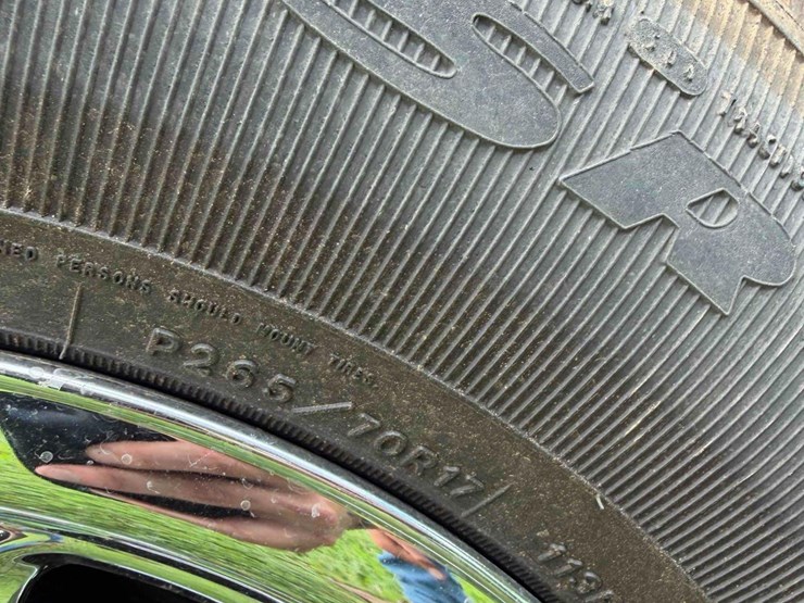 2015-ford-f150-xl-image-10