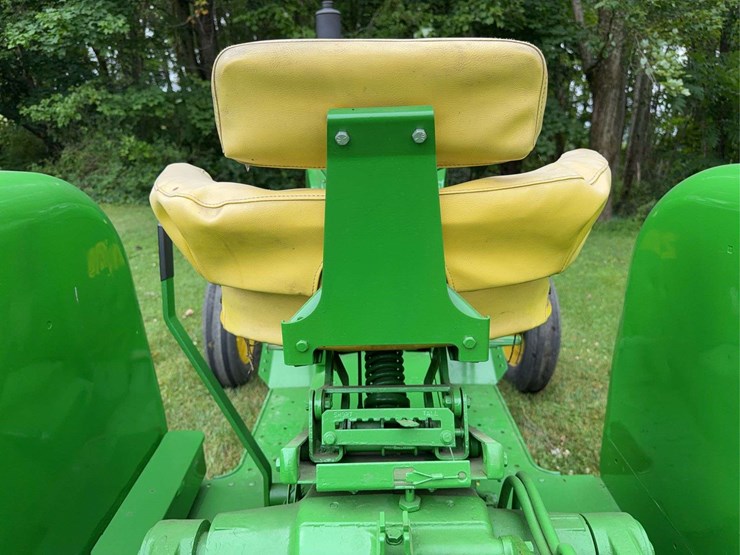 2010-john-deere-2010-image-39