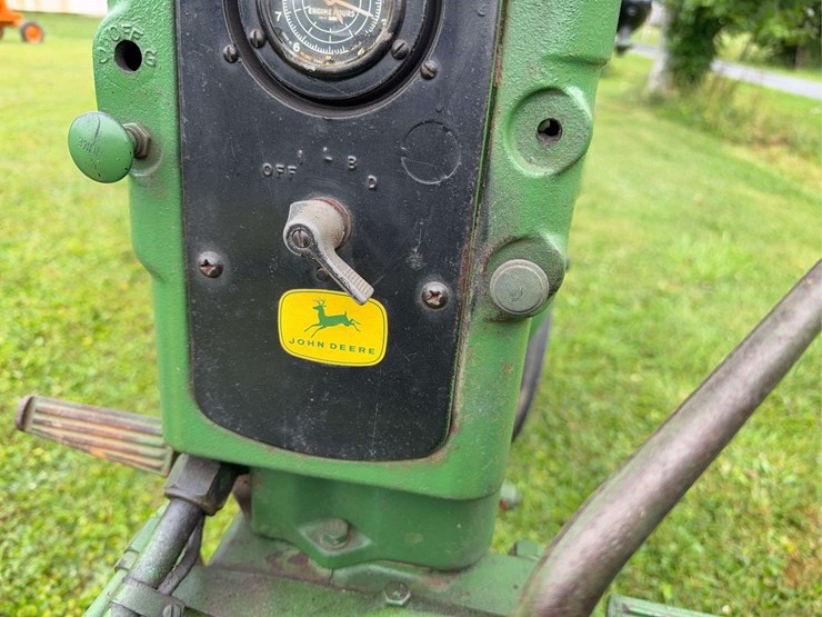 1955-john-deere-40-image-28