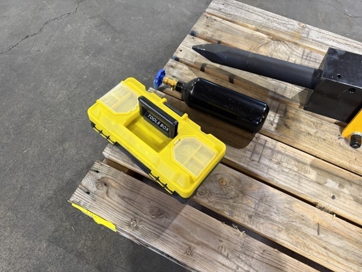 2026-future-ft-p680-hydraulic-breaker-image-5