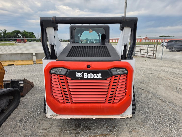 2021-bobcat-t76-image-17