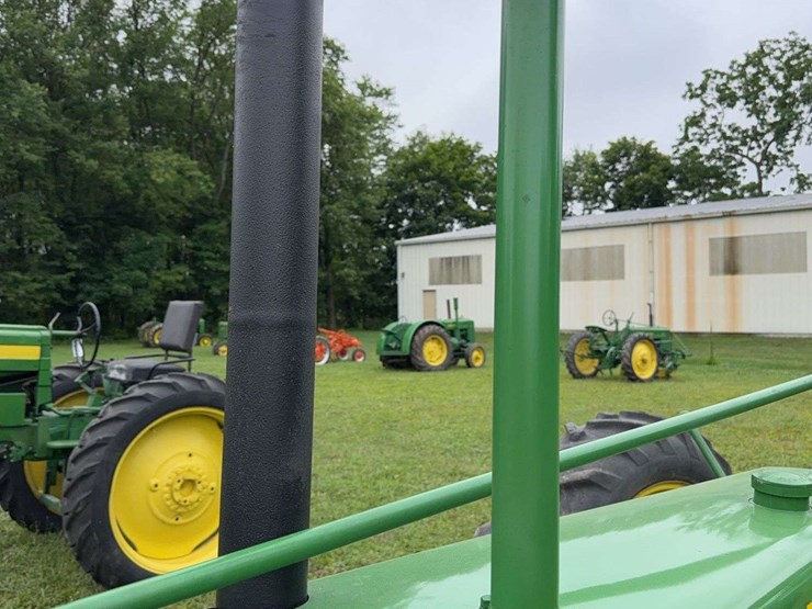 john-deere-model-b-image-13